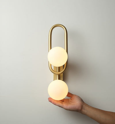 Lampe murale moderne de luxe simple en fer doré à 2 lumières avec haricots magiques 