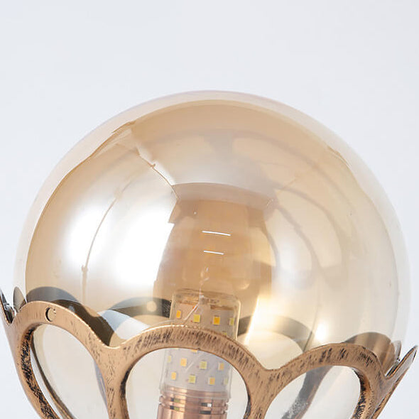 Lampe de poteau en verre avec cadre en aluminium rétro européen, lumière de paysage de pelouse extérieure à 1 lumière 