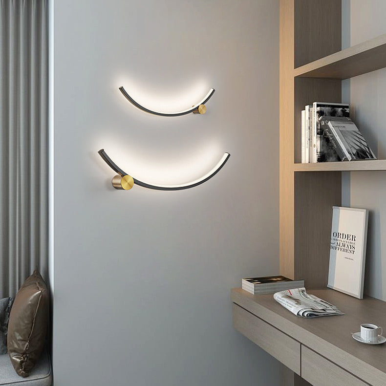 Modern Minimalist Arc Aluminum Strip Acrylic LED Wall Sconce Lamp For Living Room