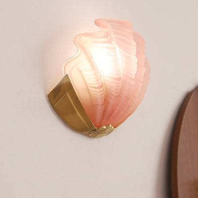 Modern Art Deco Shell Brass Glass 1-Light Wall Sconce Lamp For Living Room