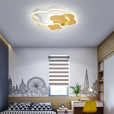 Contemporary Nordic Metal Acrylic Cloud Four-Leaf Clover LED Flush Mount Ceiling Light For Bedroom