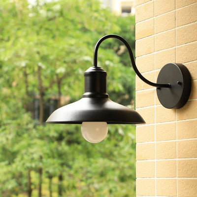 Contemporary Industrial Curved Pole Round Pot Lid Iron 1-Light Wall Sconce Lamp For Outdoor Patio