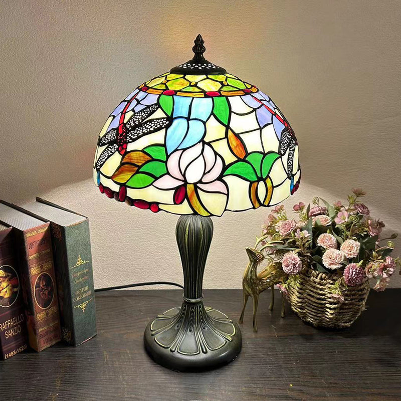 Traditional Tiffany Round Dome Flower Alloy Stained Glass 1-Light Table Lamp For Living Room