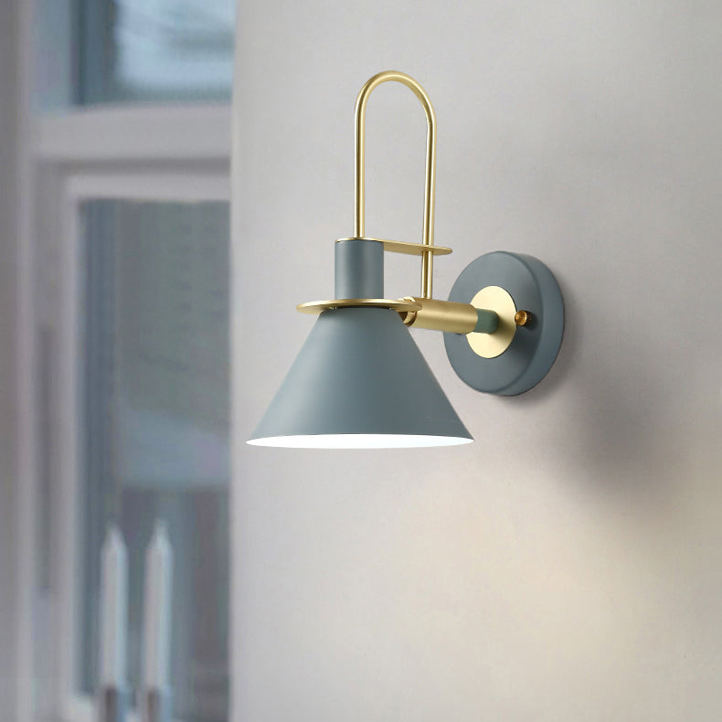 Modern Minimalist Horn Iron 1-Light Wall Sconce Lamp For Living Room