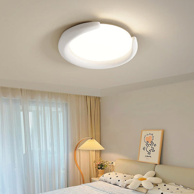 Contemporary Nordic Iron PE Geometric Circle Splicing LED Flush Mount Ceiling Light For Living Room