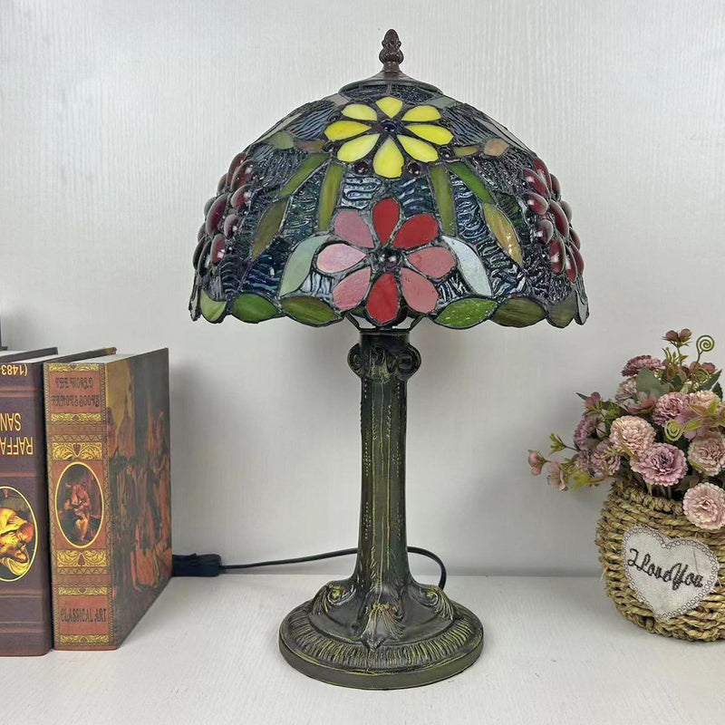 Traditional Tiffany Dome Flower Iron Glass 1-Light Table Lamp For Living Room