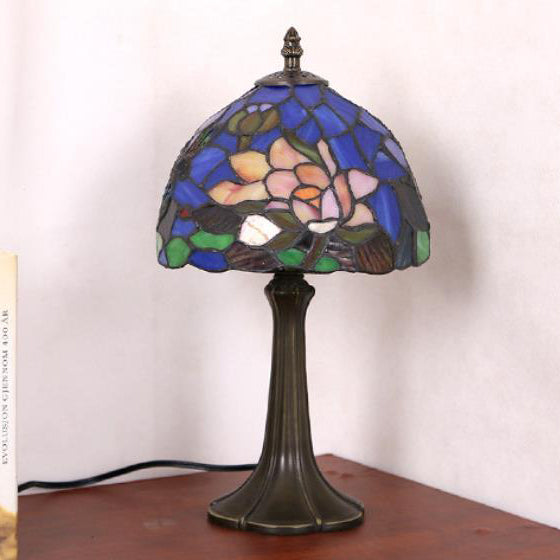 Traditional Tiffany Dome Iron Stained Glass 1-Light Table Lamp For Bedroom