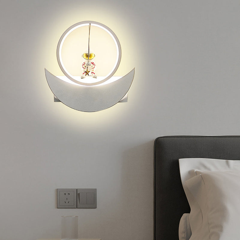 Contemporary Creative Resin Space Astronaut Round Iron Aluminum Shade LED Kids Wall Sconce Lamp For Bedroom