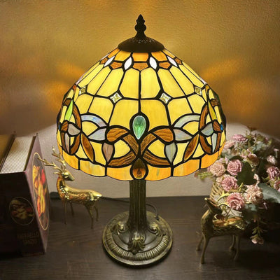 Traditional Tiffany Metal Hardware Glass Semicircular Dragonfly Flower Water Drop 1-Light Table Lamp For Bedroom