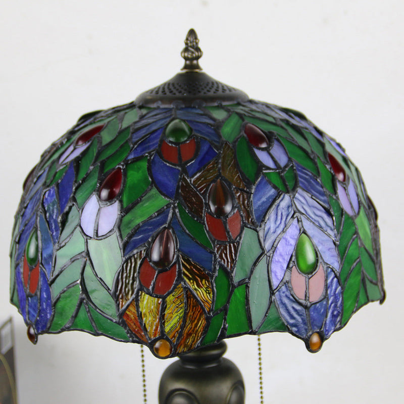 Traditional Tiffany Petal Glass Resin 1-Light Table Lamp For Living Room