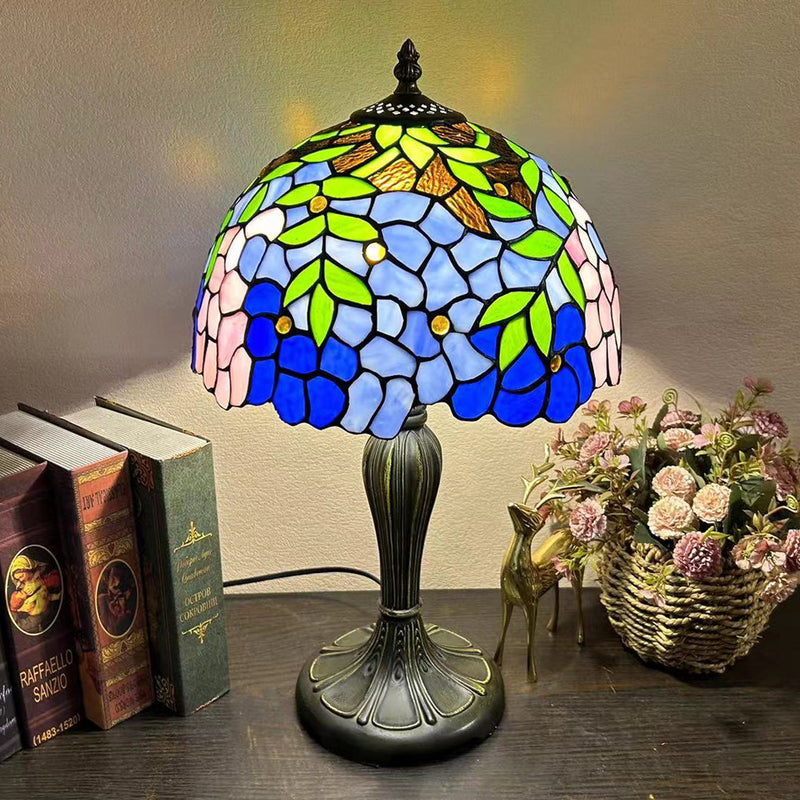 Traditional Tiffany Round Dome Flower Alloy Stained Glass 1-Light Table Lamp For Living Room