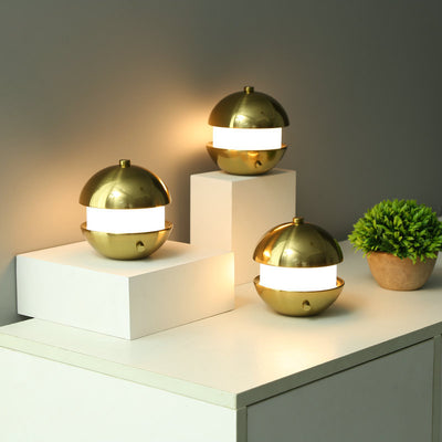 Modern Creative Simple Metal Round LED Table Lamp