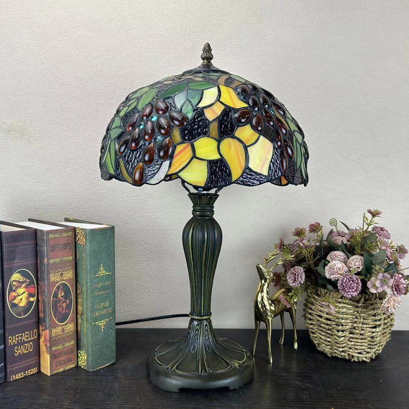 Traditional Tiffany Round Dome Flower Alloy Stained Glass 1-Light Table Lamp For Living Room