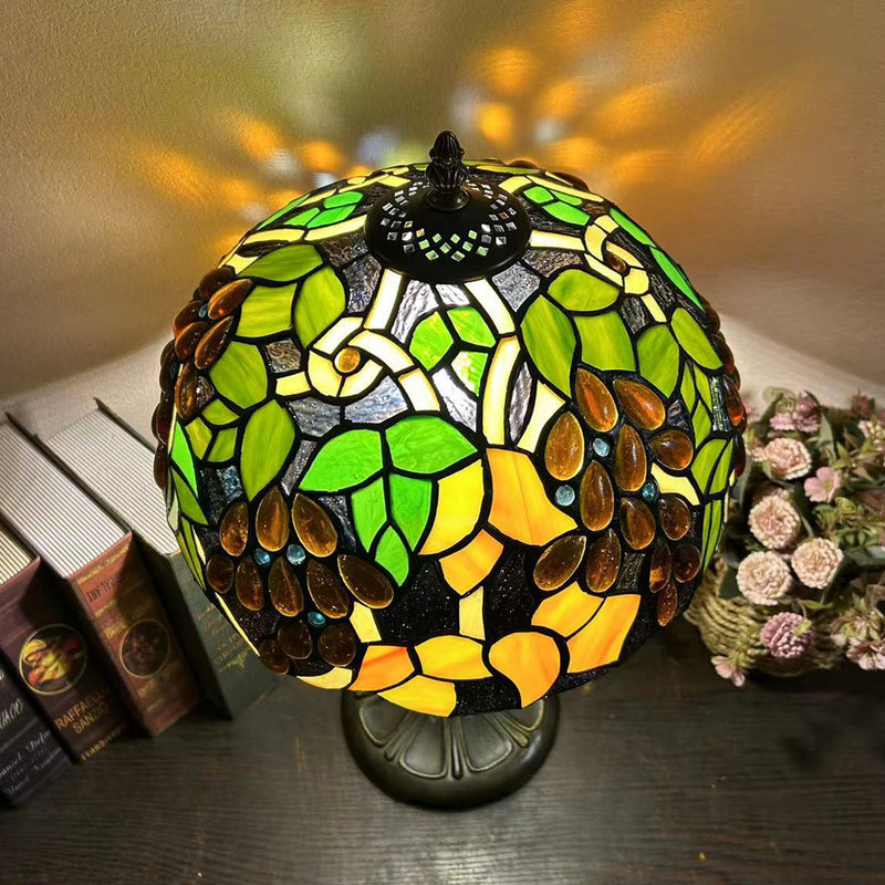 Traditional Tiffany Round Dome Flower Alloy Stained Glass 1-Light Table Lamp For Living Room