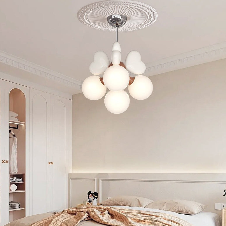 Contemporary Nordic Cream Heart Shape Resin Hardware PE 4/6 - Light Chandelier For Living Room