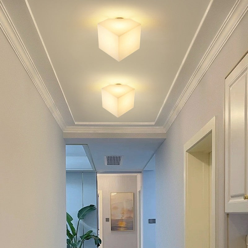 Moderne Einfachheit Runde Quadratische Acryl Eisen LED Semi-Flush Mount Deckenleuchte für Flure 