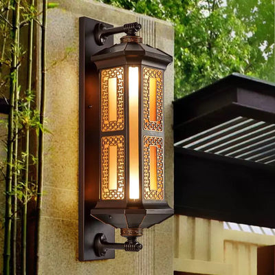 Traditional Chinese Rectangular Lantern Aluminum Glass 1-Light Outdoor Wall Sconce Lamp For Garden