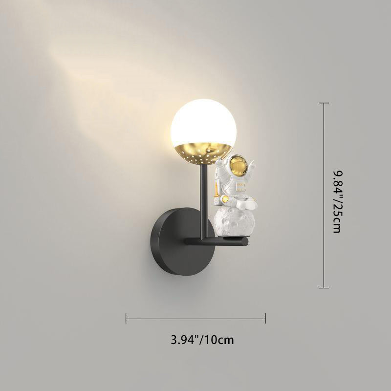 Moderne minimalistische Orb Astronaut Eisen Harz Acryl LED Wandleuchte Lampe für Schlafzimmer 