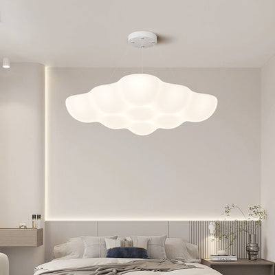 Moderne unbedeutende quadratische Pendelleuchte aus Eisen PE LED in Wolkenform für Schlafzimmer 