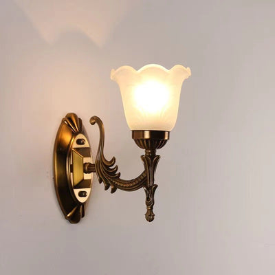 Traditional European Carved Flower Hardware Glass 1-Light Wall Sconce Lamp For Living Room