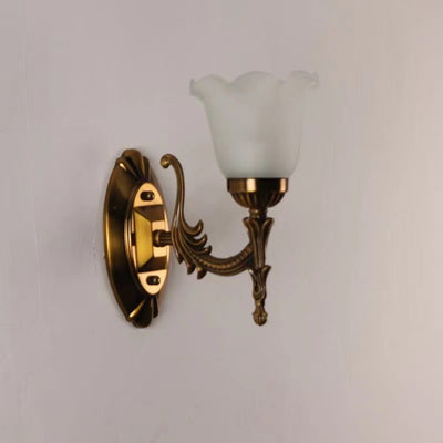 Traditional European Carved Flower Hardware Glass 1-Light Wall Sconce Lamp For Living Room