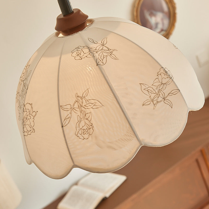 Traditional French Round Dome Floral Print Solid Wood Fabric 1-Light Pendant Light For Living Room