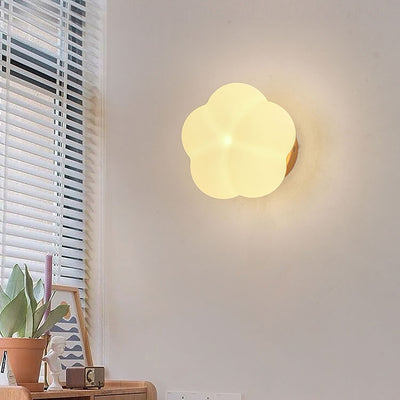 Modern Minimalist Flower Wood Acrylic 1-Light Wall Sconce Lamp For Living Room