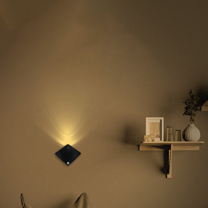 Modern Minimalist Sensor Diamond Devilfish Shape Acrylic LED Wall Sconce Lamp For Living Room