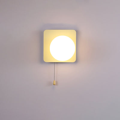 Moderne minimalistische runde quadratische Dreieckkugel Eisenglas 1-Licht Wandleuchte Lampe für Wohnzimmer 