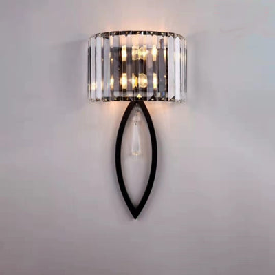 Moderne Luxus Halbkreis gestreiften Eisen Kristall 2-Licht Wandleuchte Lampe für Wohnzimmer 