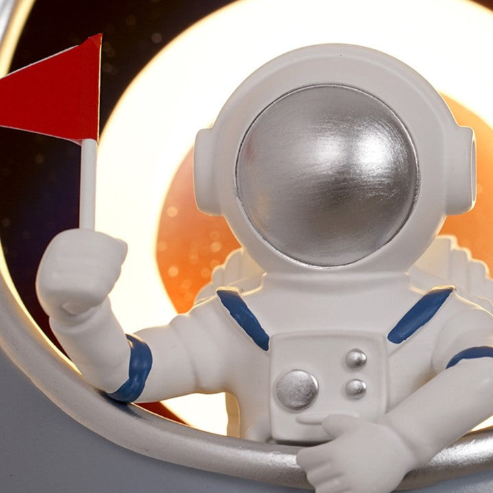 Zeitgenössische kreative Kinder Rakete Astronaut Metall Harz Schatten LED Wandleuchte Lampe für Schlafzimmer 