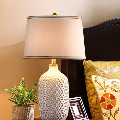 Modern Minimalist Checkered Vase Ceramic Base Cylinder Fabric Cover Metal 1-Light Table Lamp For Bedroom