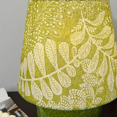 Modern Art Deco Round Vase Ceramic Base Leaf Floral Fabric Shade 1-Light Table Lamp For Living Room