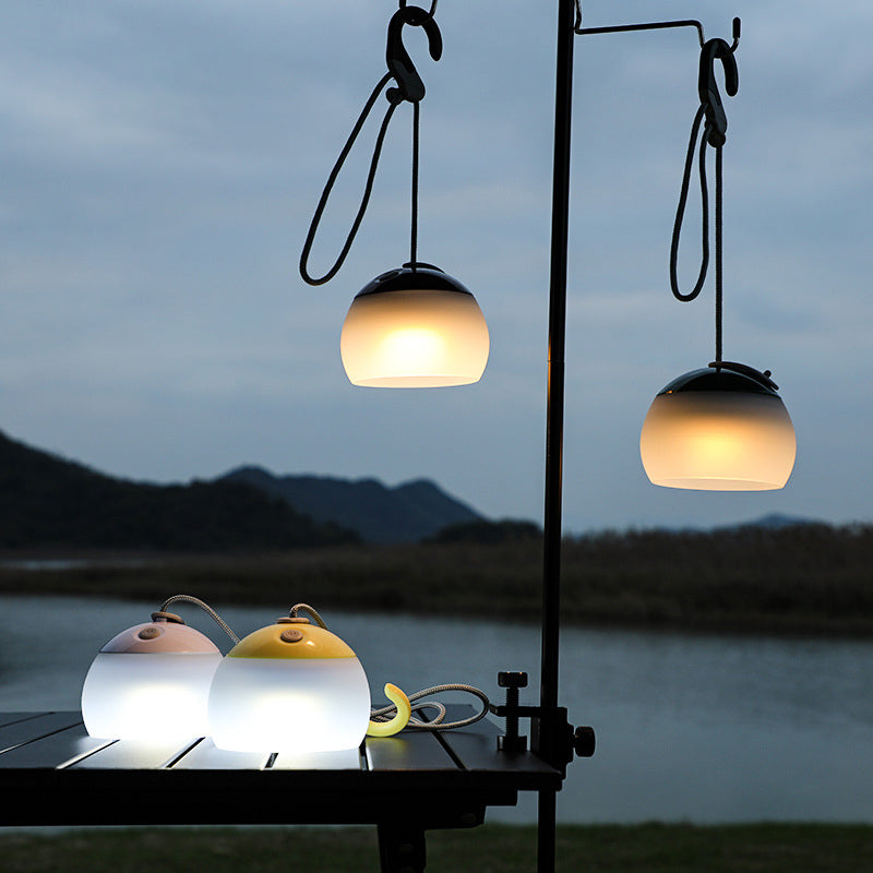 Modern Minimalist Outdoor Rechargeable Globe Plastic LED Outdoor Light For Outdoor Patio