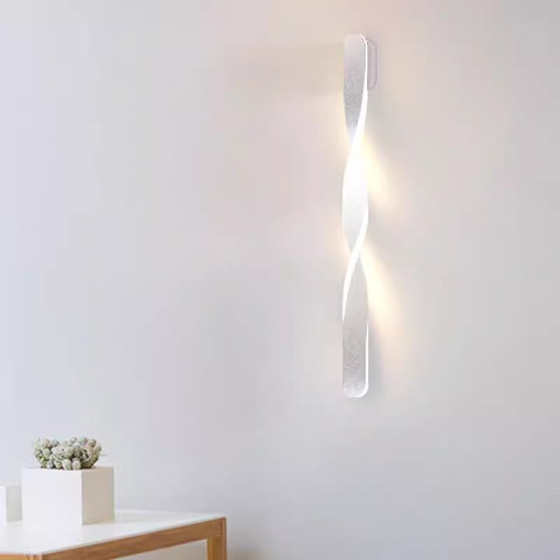 Modern Minimalist Spiral Twist Long Iron Aluminum LED Wall Sconce Lamp For Bedroom