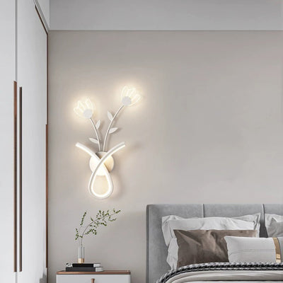 Modern Minimalist Line Flower Iron Frame Acrylic LED Wall Sconce Lamp For Bedroom