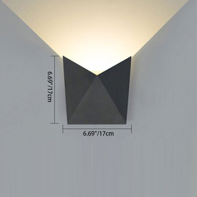 Modern Minimalist Irregular Shape Aluminum LED Wall Sconce Lamp For Living Room