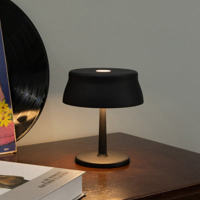 Modern Minimalist Round Aluminum LED Table Lamp For Bedroom