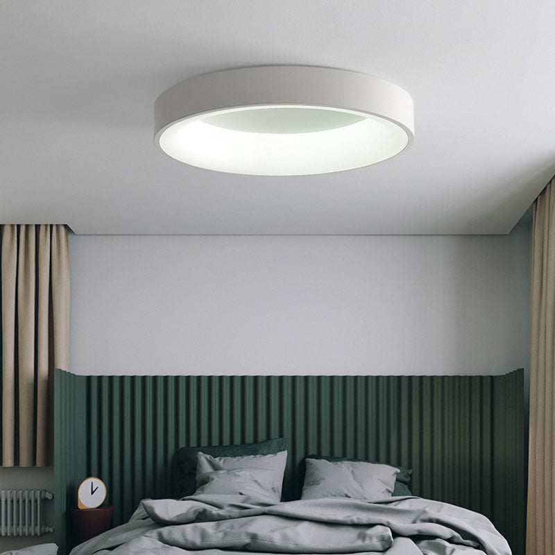 Contemporary Nordic Round Aluminum Acrylic LED Flush Mount Ceiling Light For Living Room