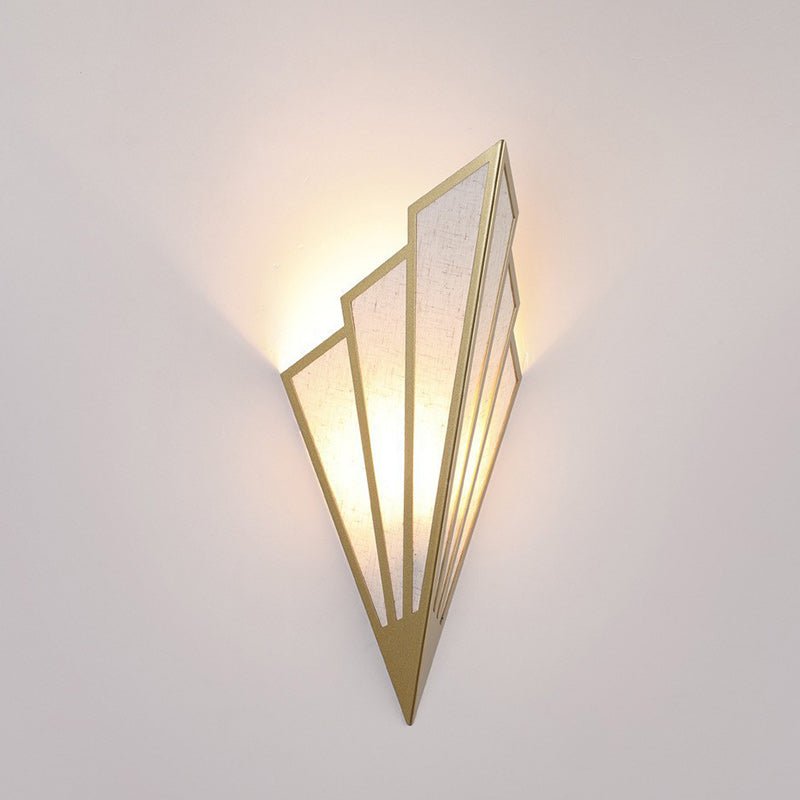 Modern Nordic Triangle Iron Fabric LED Wall Sconce Lamp For Living Room