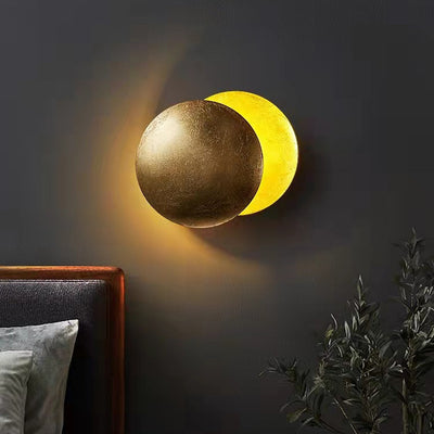 Contemporary Scandinavian Round Iron LED Wall Sconce Lamp For Living Room