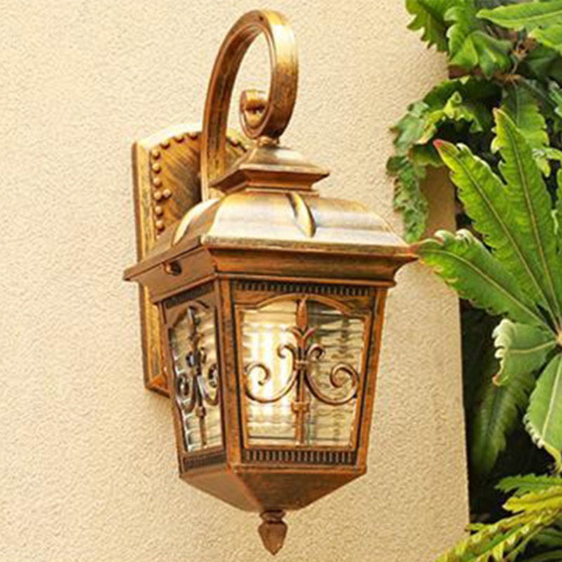 Traditional French Trapezoid Aluminum Glass 1-Light Wall Sconce Lamp For Garden