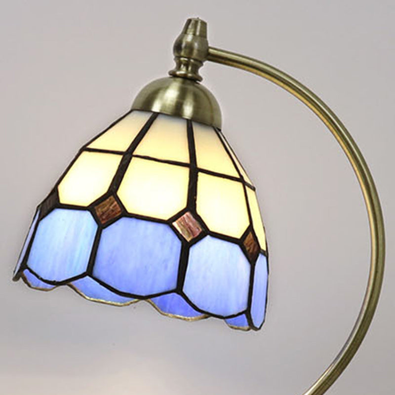 Traditional Tiffany Dome Iron Glass 1-Light Table Lamp For Living Room