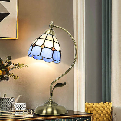 Traditional Tiffany Dome Iron Glass 1-Light Table Lamp For Living Room