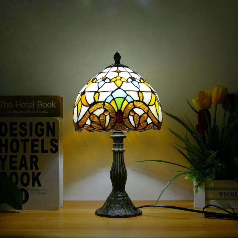 Traditional Tiffany Dome Iron Glass 1-Light Table Lamp For Living Room