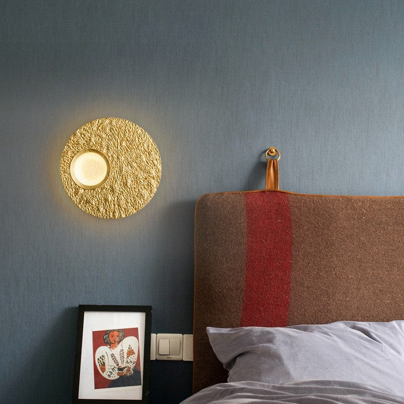 Contemporary Scandinavian Round Iron Resin LED Wall Sconce Lamp For Living Room