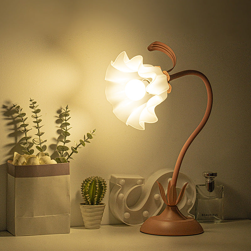 Contemporary Creative Flower Iron Acrylic 1-Light Table Lamp For Living Room