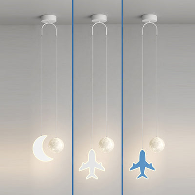 Zeitgenössische kreative Cartoon Acryl Flugzeug Wolke Mond Schatten LED Kinder Kronleuchter für Schlafzimmer 