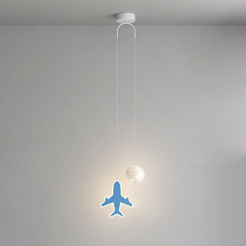 Zeitgenössische kreative Cartoon Acryl Flugzeug Wolke Mond Schatten LED Kinder Kronleuchter für Schlafzimmer 