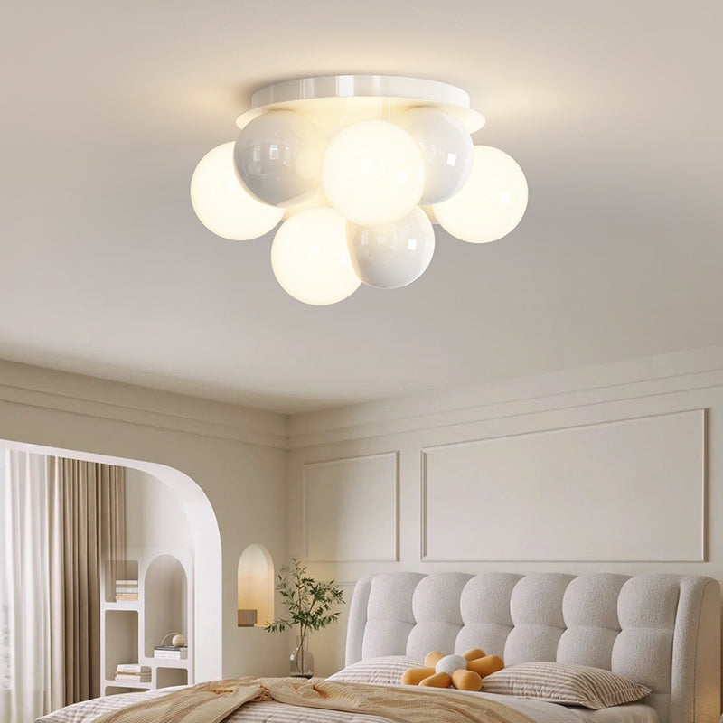 Zeitgenössische nordische Kinder Eisen Glas Ball Runde Basis 5-Licht Semi-Flush Mount Deckenleuchte für Schlafzimmer 